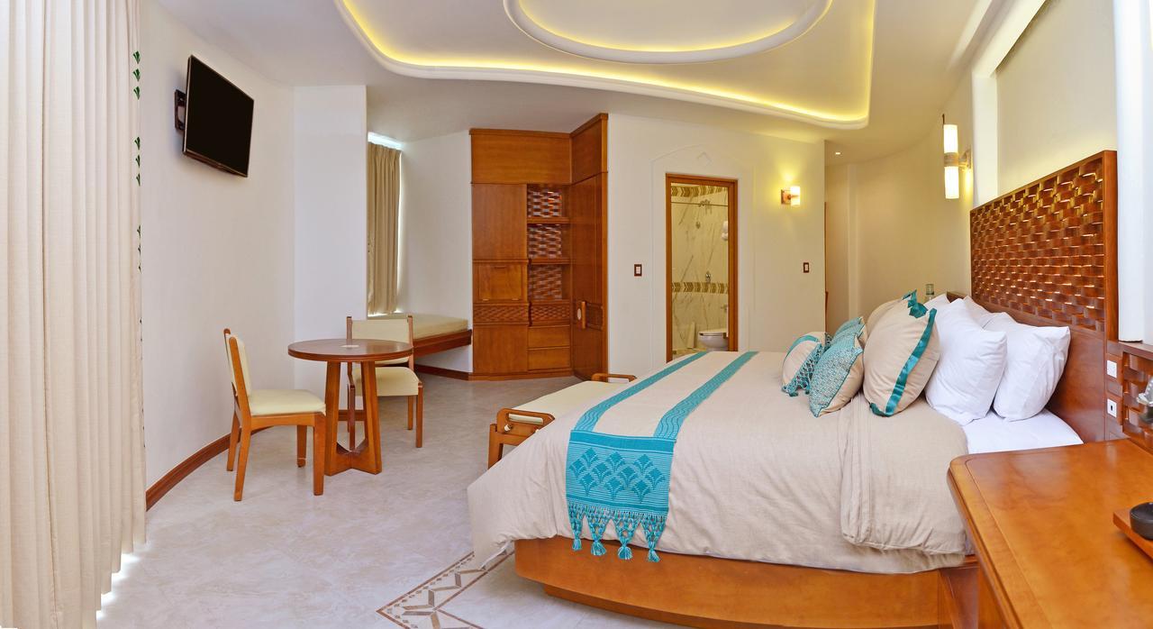 Palmas Hotel & Spa Ixmiquilpan Buitenkant foto